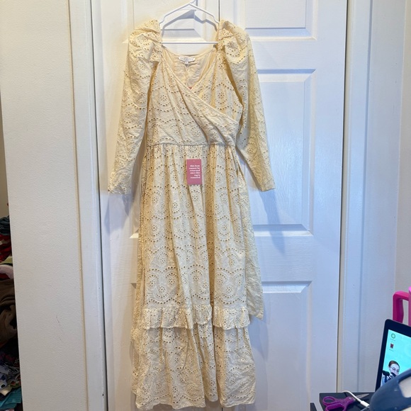 NWT Ivy City Co Cream Long Sleeve Ava Dress - Size Large - Picture 2 of 13